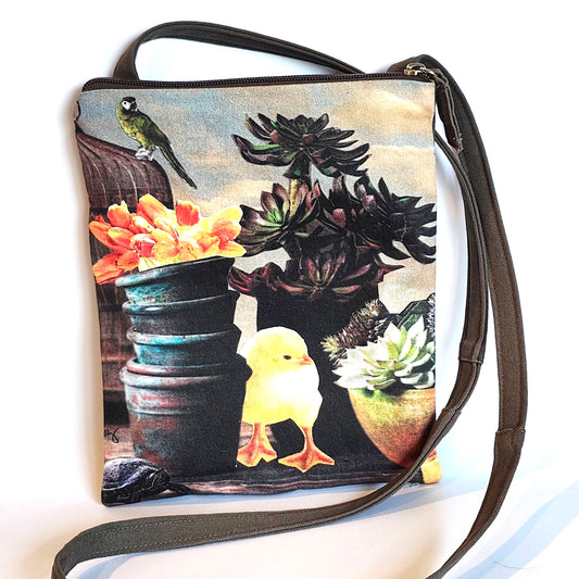 Bird Gardeners: tall cell zip style purse
