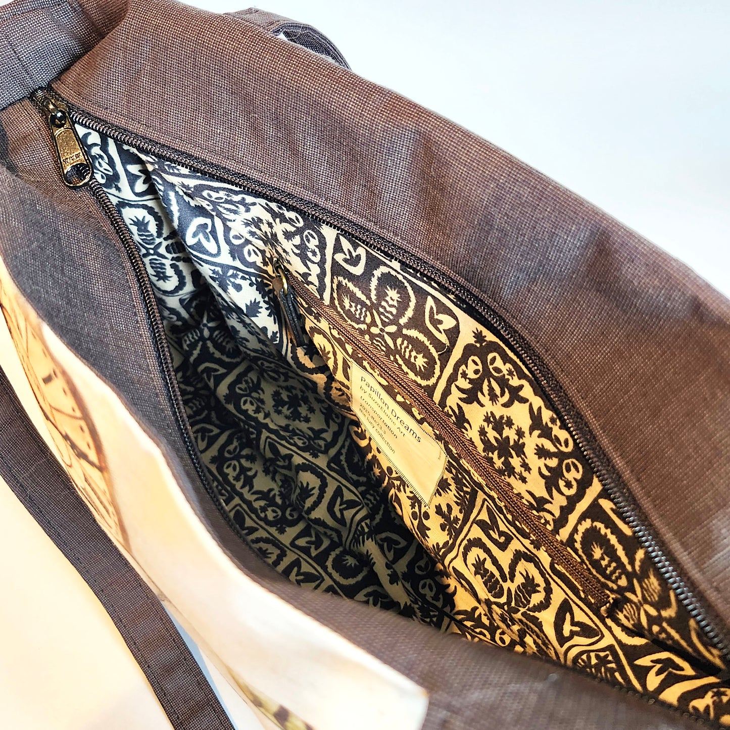 Transportation, large zip tote