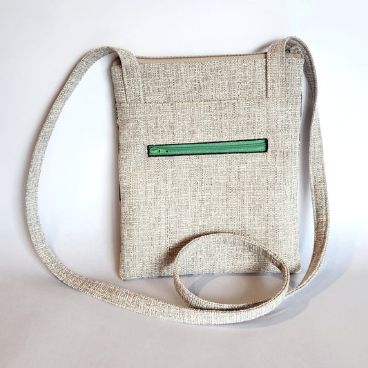 Music Room: tall cell zip style purse