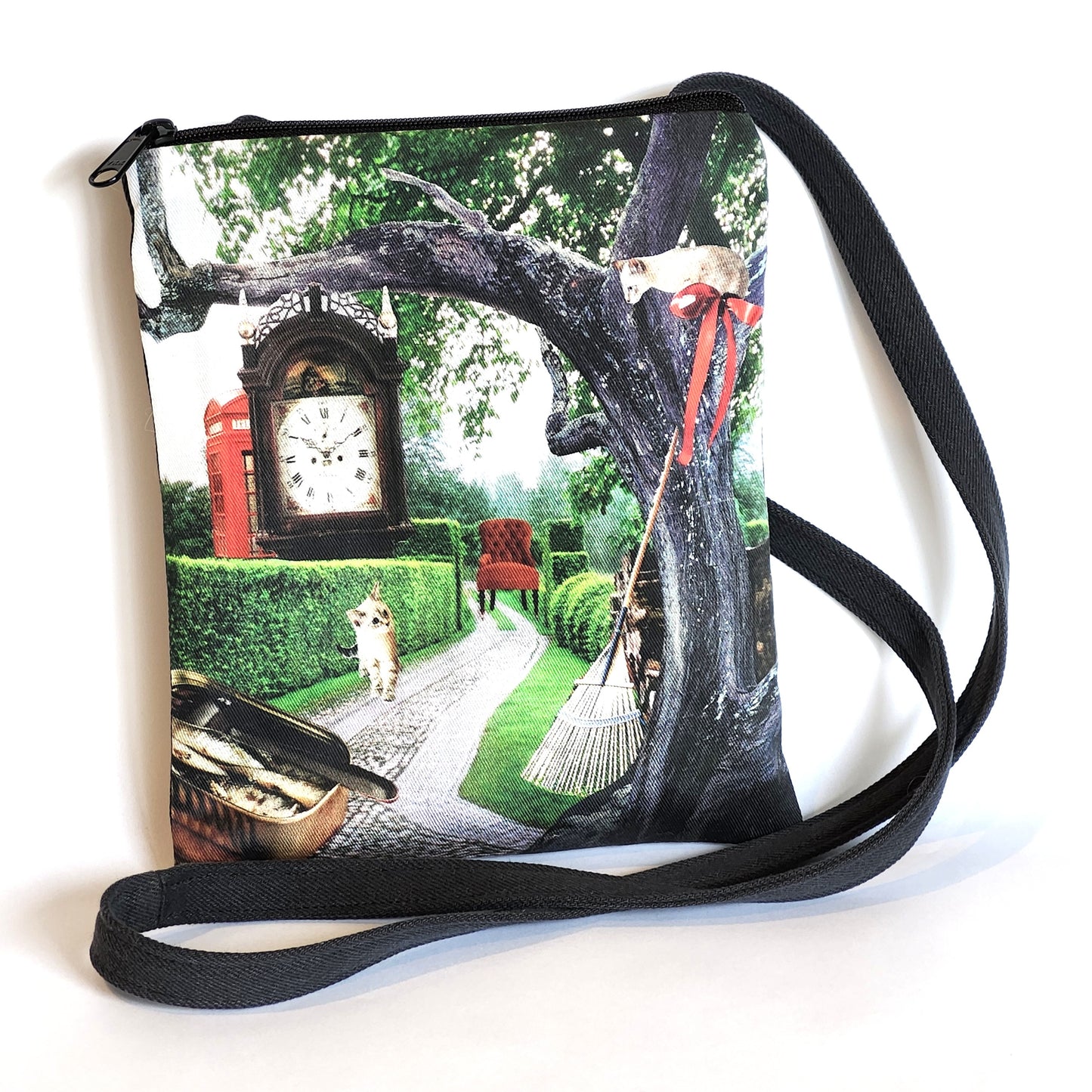 Cat Time: tall cell zip style purse