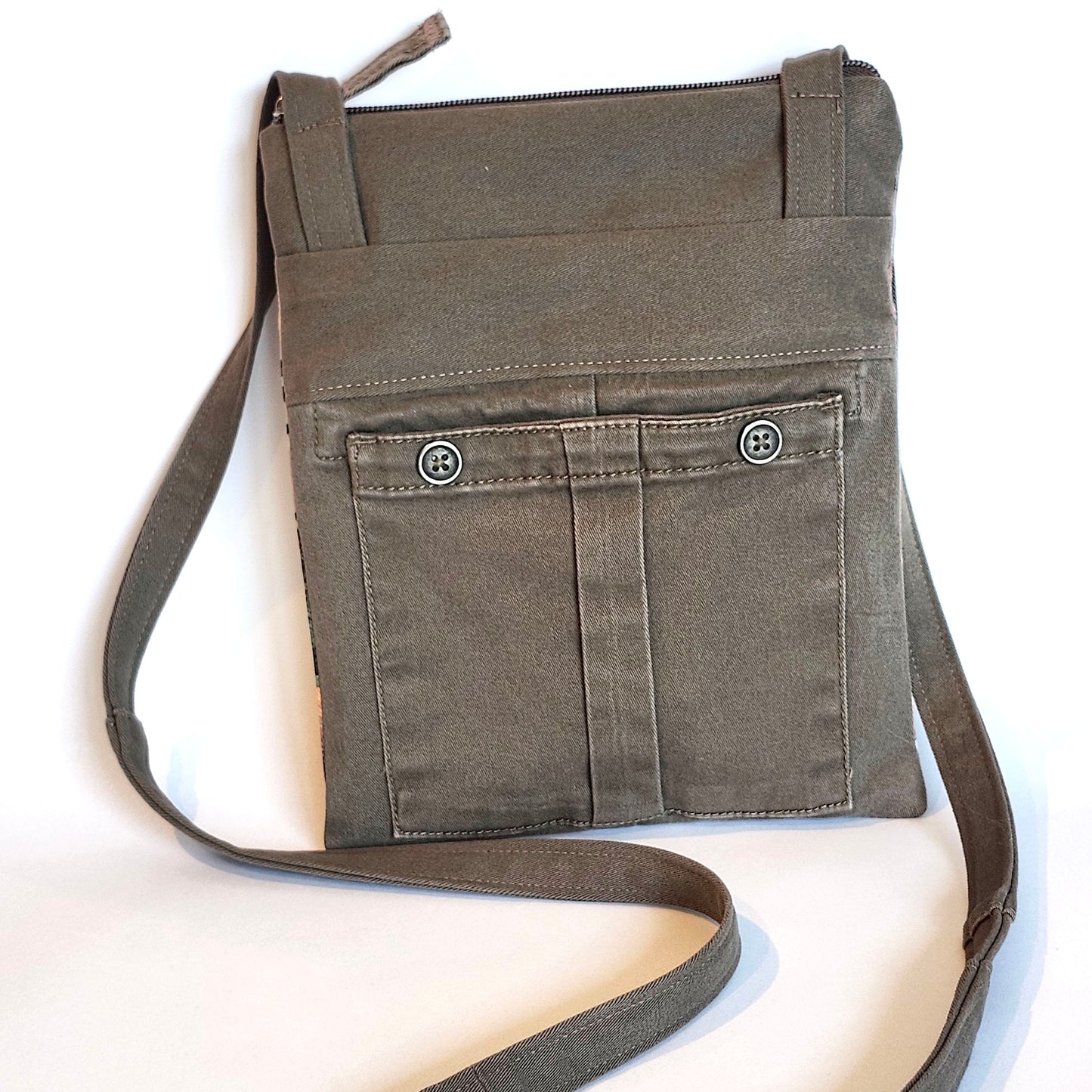 Bird Gardeners: tall cell zip style purse