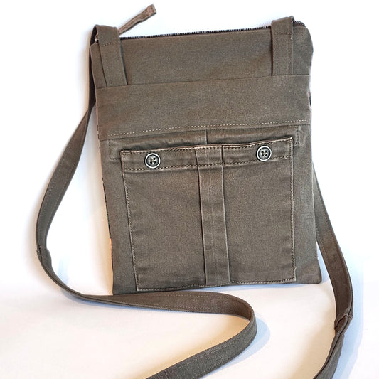 Bird Gardeners: tall cell zip style purse